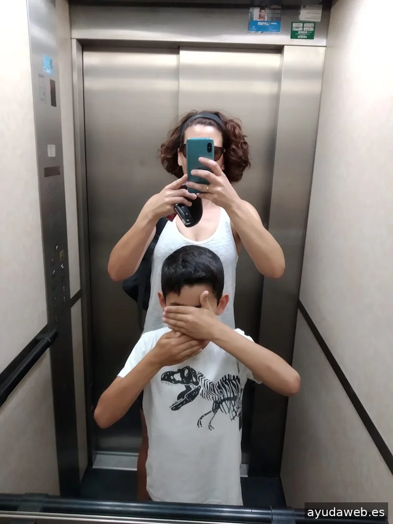 La Chica Del Ascensor