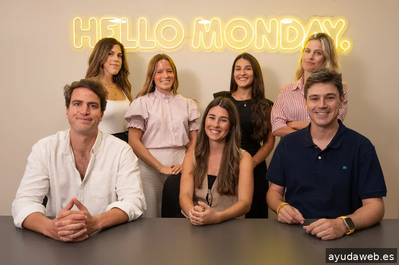 Agencia de influencers Valencia | Hello Monday