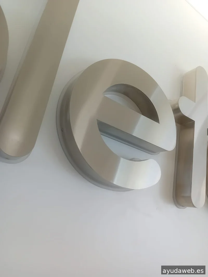 Signs / Rótulos Disparate Ideas (diseño, fabricación e instalaciones) Marbella, Ojén, Monda, Coín, Málaga