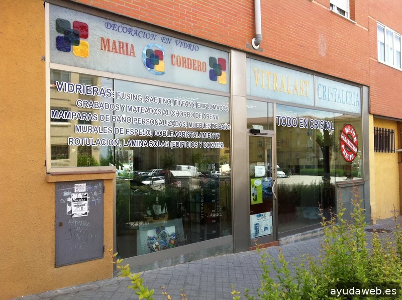 Vitralart - Cristalería, Mamparas, Impresión Gran Formato, Diseño, Rotulación, Vinilos, Regalos Personalizados y más...