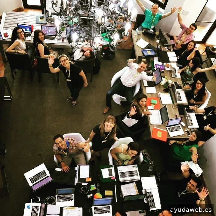 Josué Gadea -Formación y mentoría Ventas y Marketing-