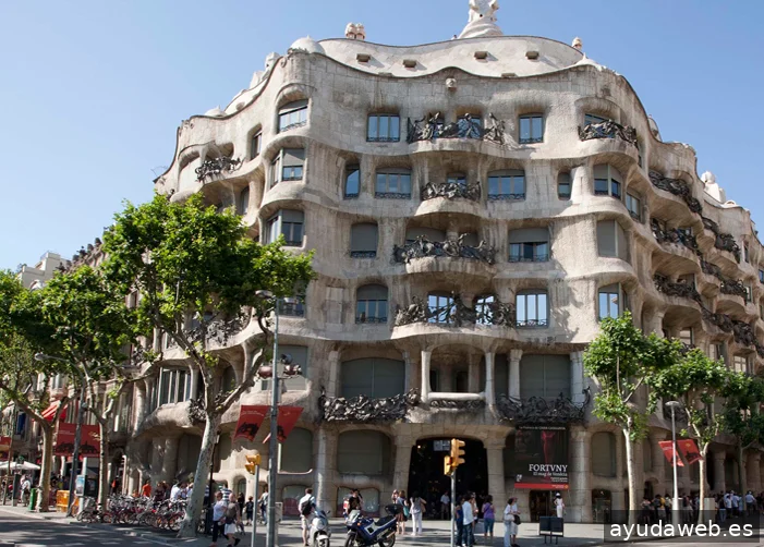 Kellenföl Advertising :: The North Brand | Agencia de publicidad - Barcelona