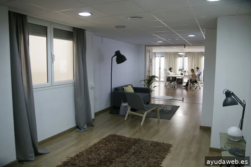 YeclaWeb. Tiendas Online, Páginas Web, Embudos y Redes Sociales