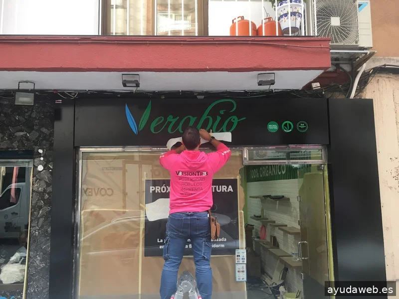 Version Tres | rótulos | carteles | Vinilos | publicidad