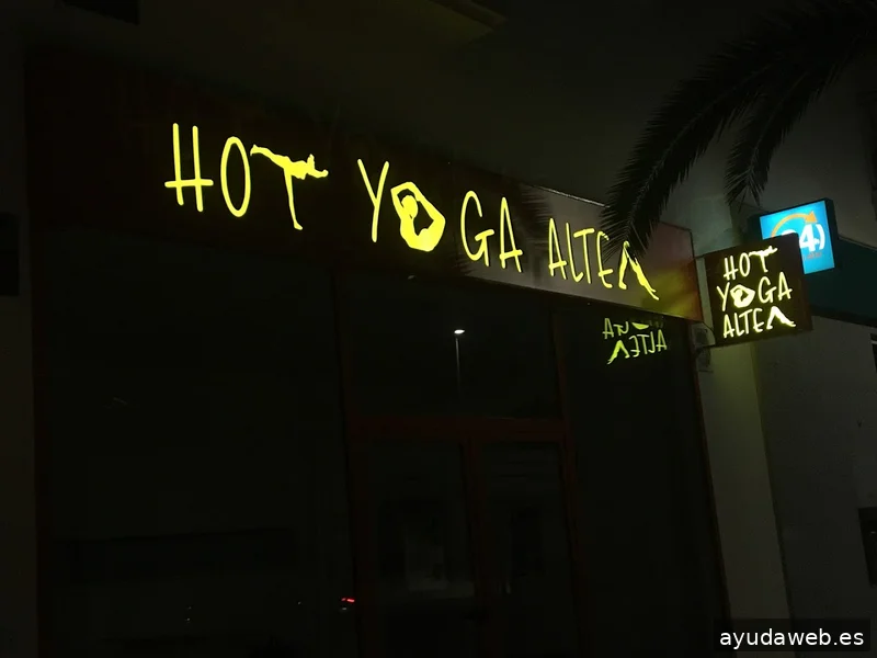 Version Tres | rótulos | carteles | Vinilos | publicidad