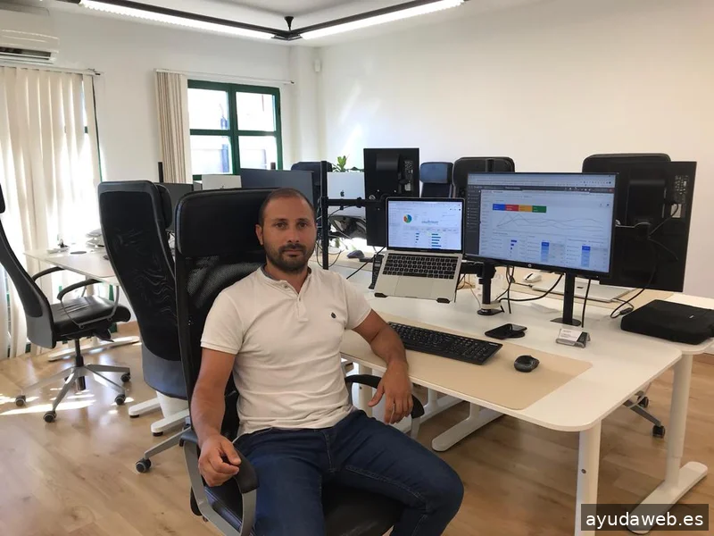 Franco Colmena | Consultor de Marketing