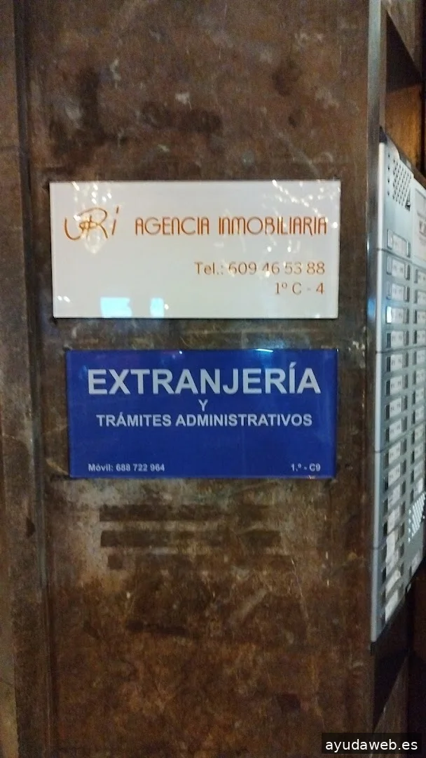 Auxigraf | Rotulación | Impresión | Señalética | Rótulos | Imagen Visual