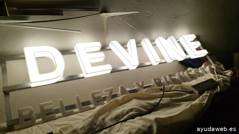 Auxigraf | Rotulación | Impresión | Señalética | Rótulos | Imagen Visual