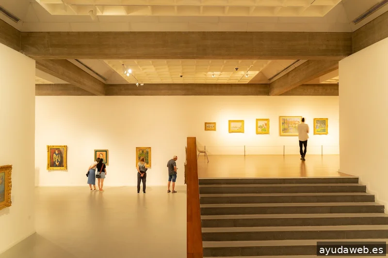 Montjuïc — refined content.