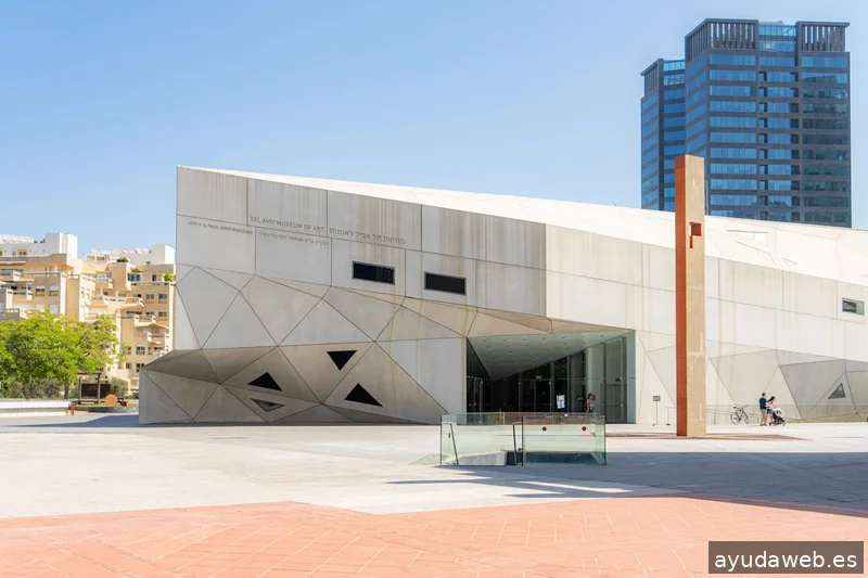 Montjuïc — refined content.