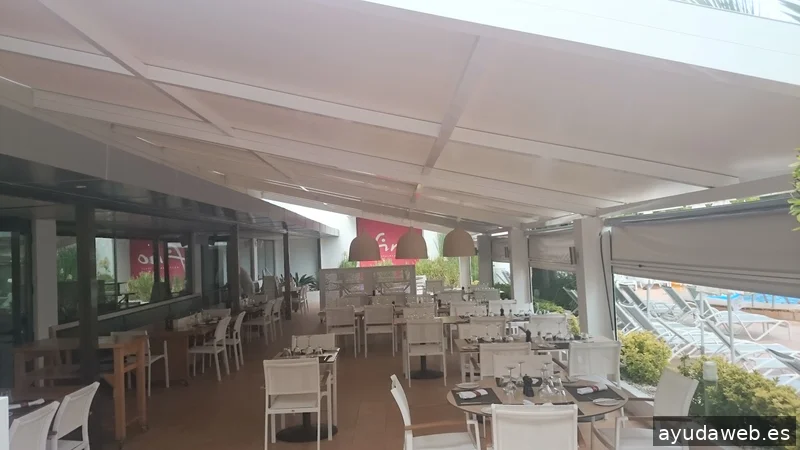 Tres Punts Toldos, Pérgolas y Rótulos