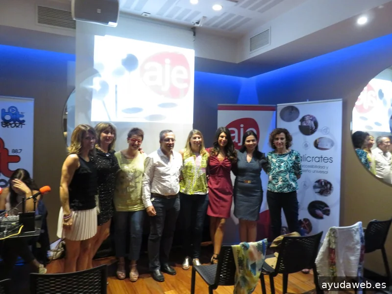 FORMACIÓN COMERCIAL ISABEL RICO
