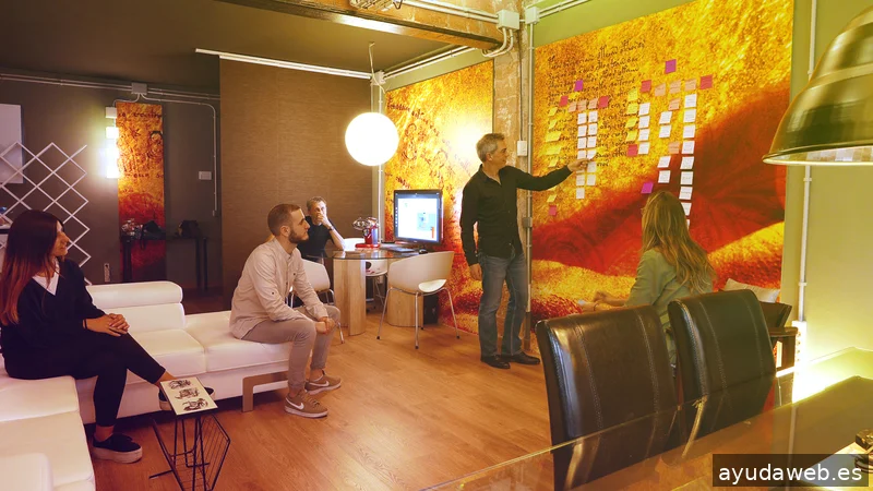 CREACTIVITAT • Agència de Disseny Web i Màrqueting Digital