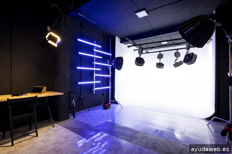Monocromo Studio Creativo - Productora Audiovisual