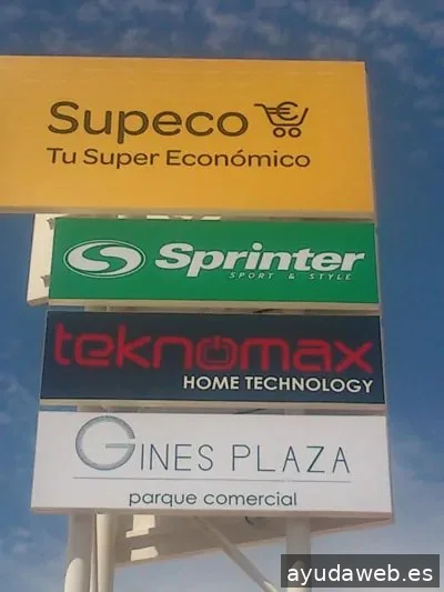 Grupo Publitecnic | Monopostes publicitarios