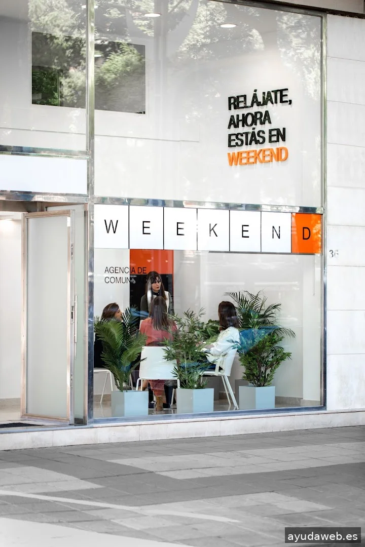 Agencia Weekend