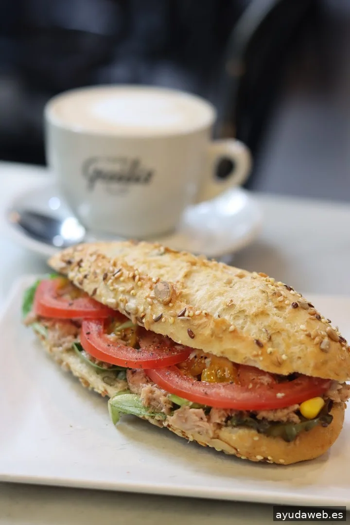 C. de la Zarzuela, 15