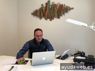 LEXXUS HEALTH MARKETING - Òptiques, farmàcies i centres mèdics i oftalmològics