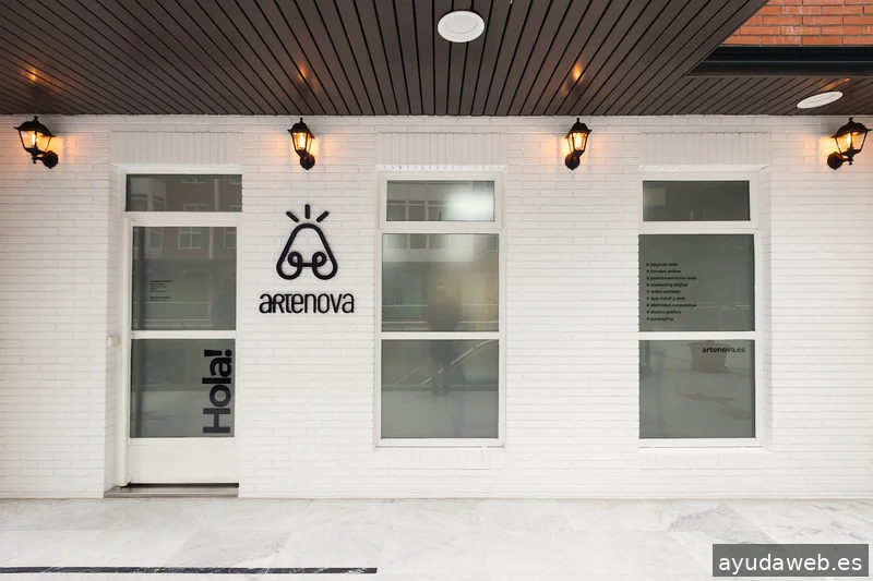 Artenova