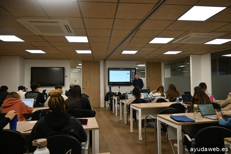 IM Digital Business School Barcelona