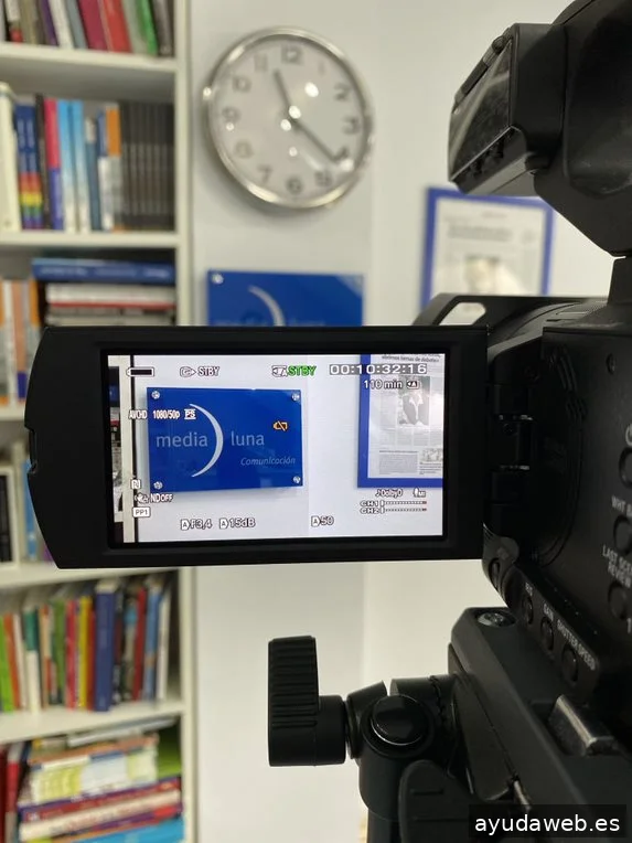 Comunicación y editorial Medialuna