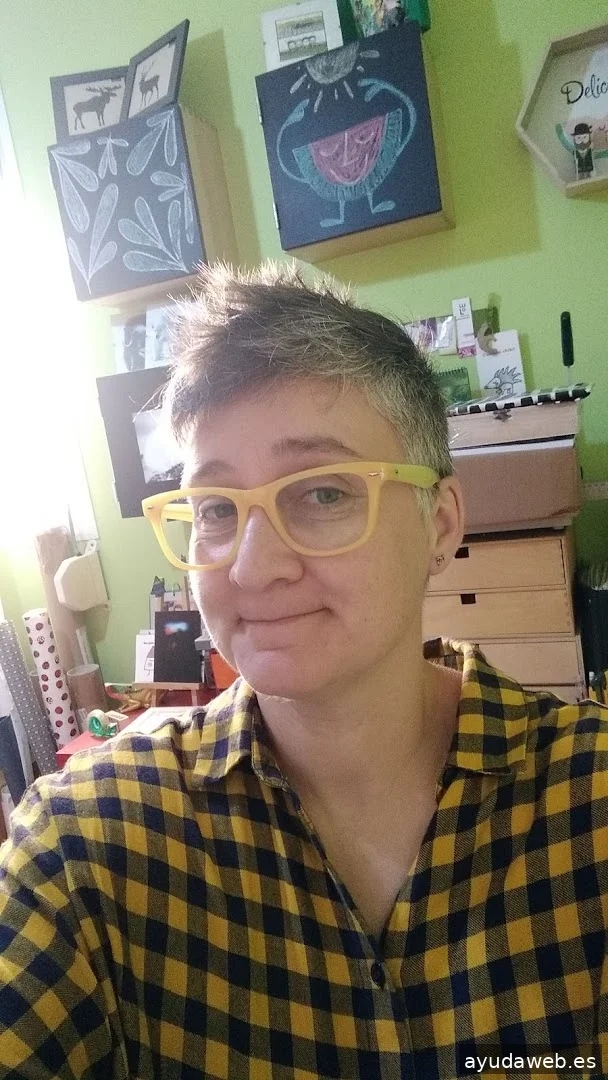 ELENA LOSADA - disseny gràfic, il·lustració, multimèdia, disseny web