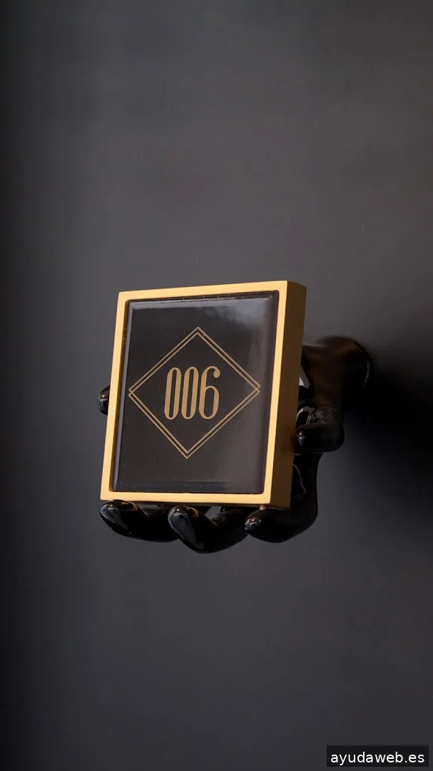 elGallinero Studio 🏾 Branding, diseño gráfico, diseño web y logos