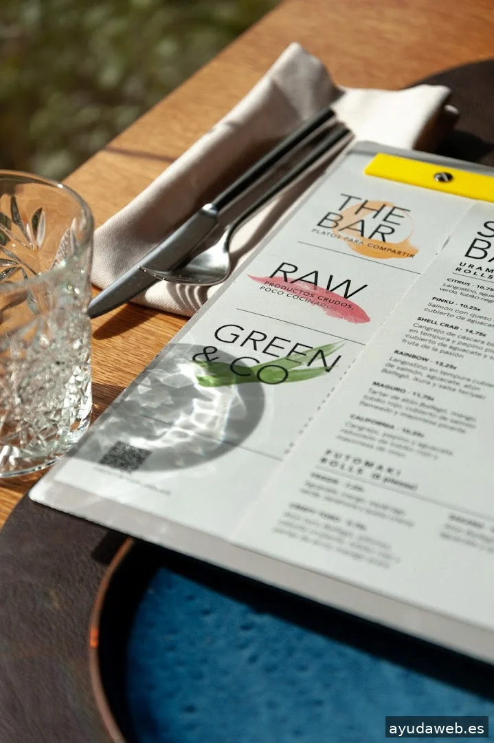 elGallinero Studio 🏾 Branding, diseño gráfico, diseño web y logos