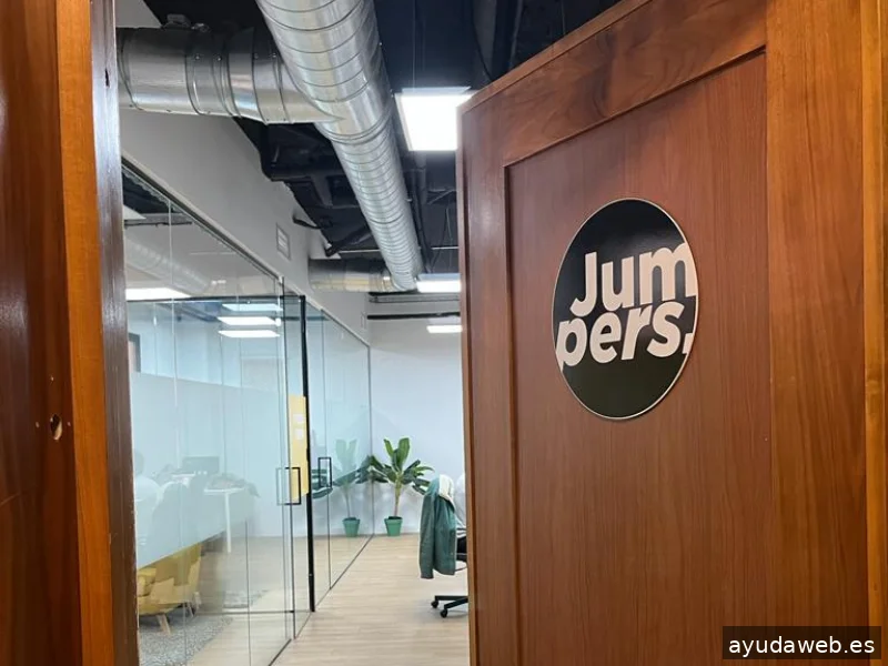 Jumpers Comunicación