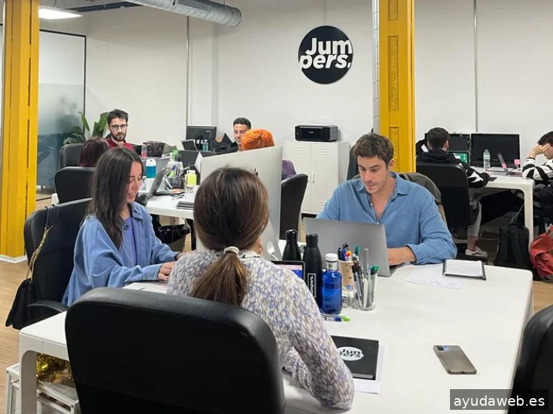 Jumpers Comunicación