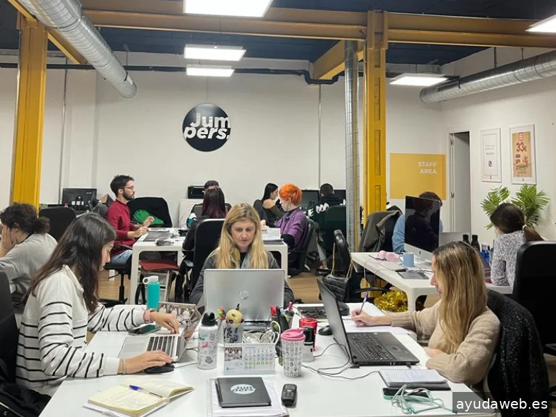 Jumpers Comunicación