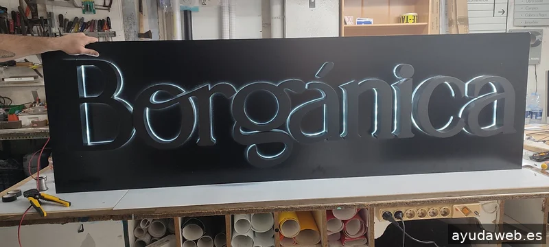 RÓTULOS LUMINOSOS NEÓN JAGUAR Bilbao