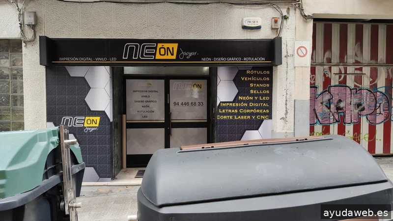 RÓTULOS LUMINOSOS NEÓN JAGUAR Bilbao