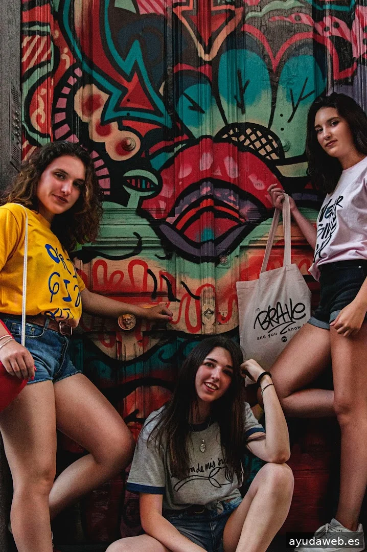 Agencia Phantom of the Media