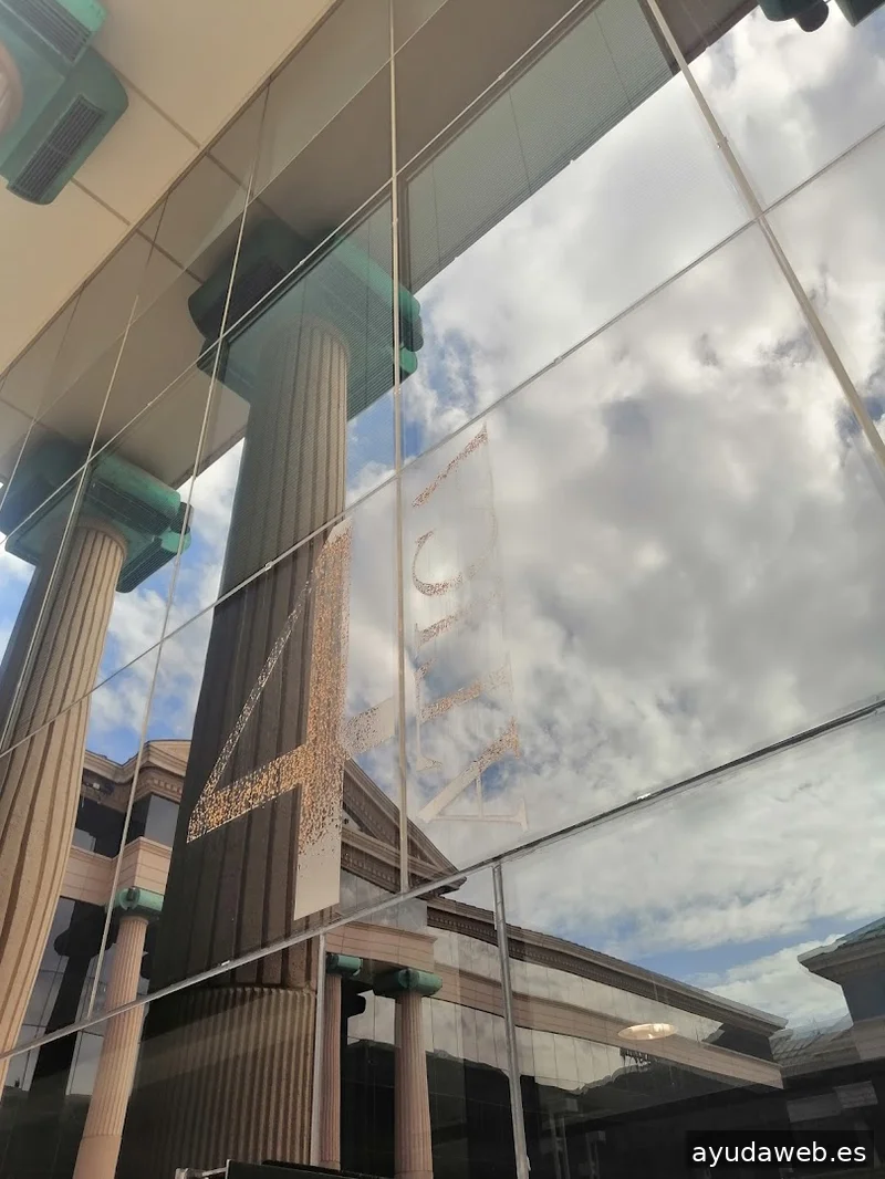 WINGS FACTORY - Branding & Comunicación Estratégica