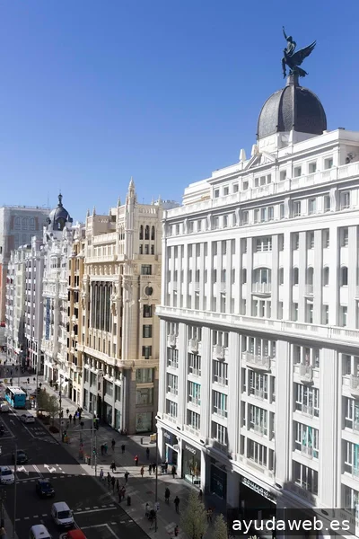 BROTHER MADRID ESCUELA DE CREATIVIDAD