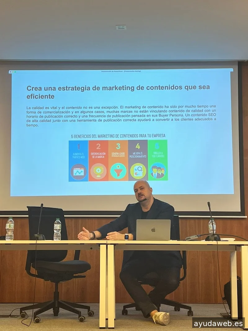 Consultor SEO Javier Carmona Benítez