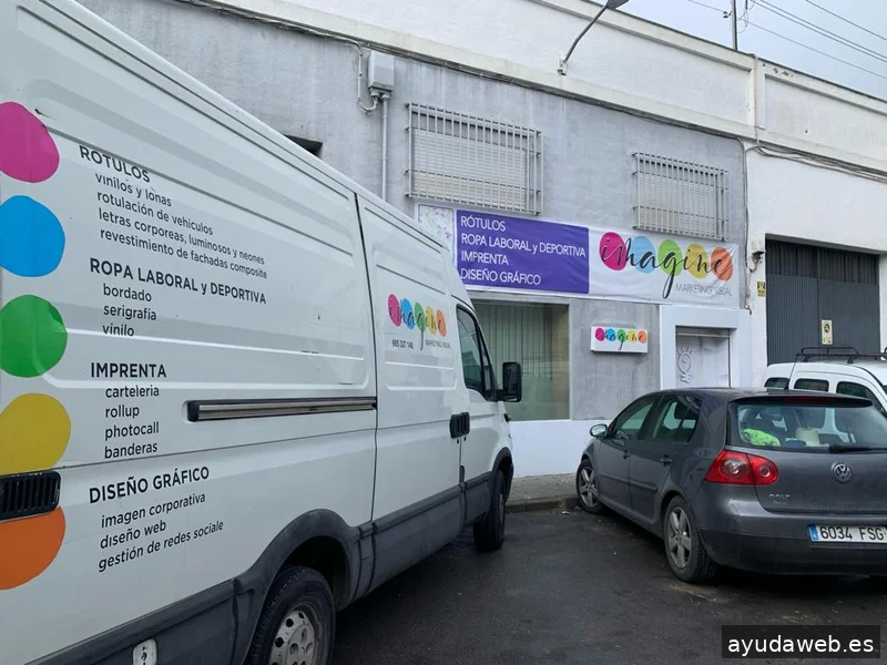 Creaciones IMAGINE, rotulación de vehículos y locales. Luminosos, letras corpóreas y todo tipo de ropa laboral