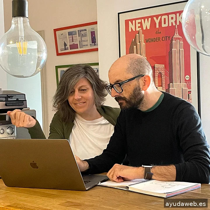 Ruiz Stinga Studio | Agente digitalizador Barcelona