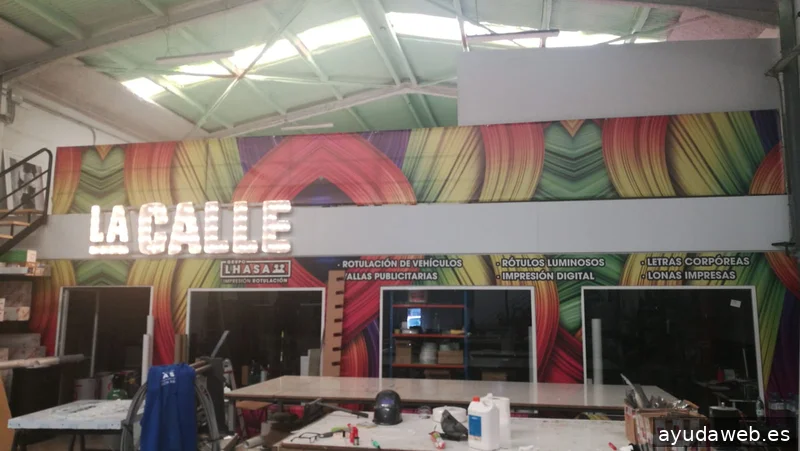 Lhasa Studio Comunicacion Sl