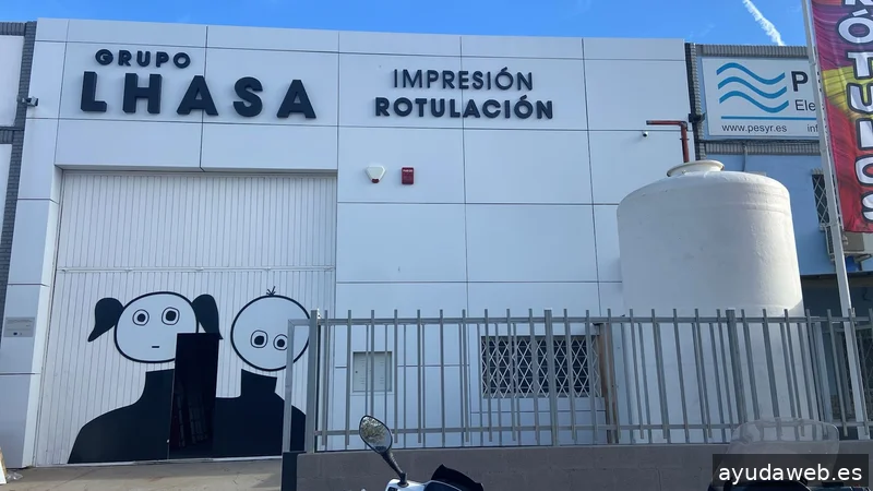 Lhasa Studio Comunicacion Sl