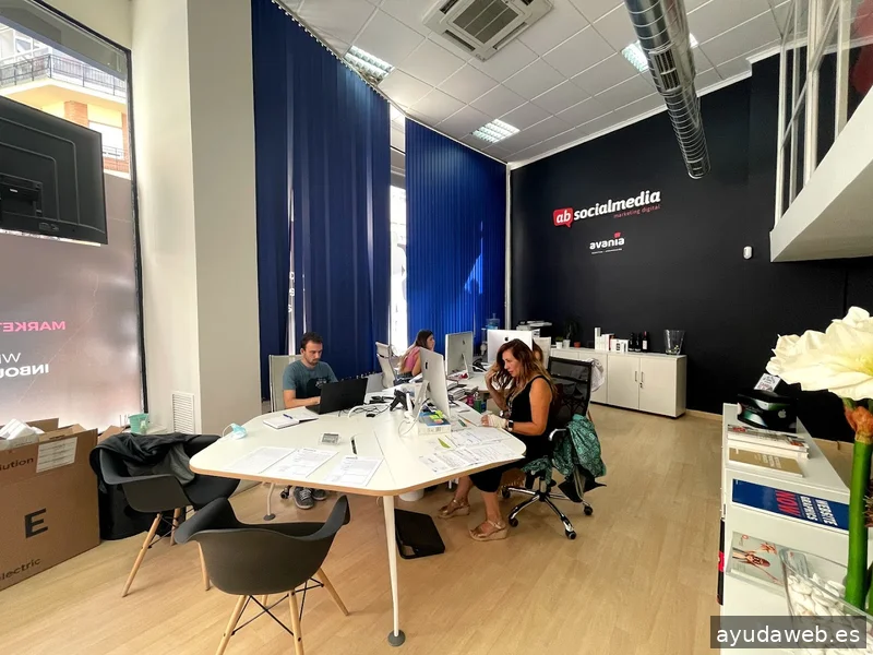 AVANIA Agencia de Marketing Digital