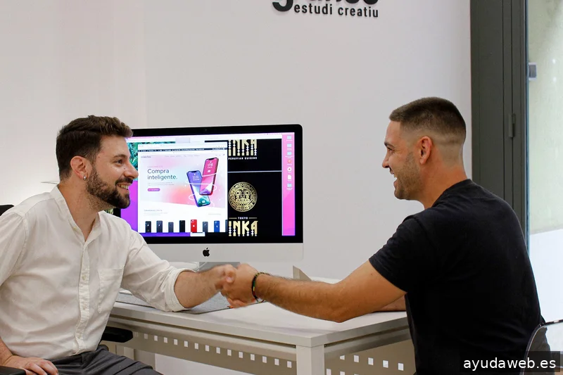 GRAFICC ESTUDIO CREATIVO