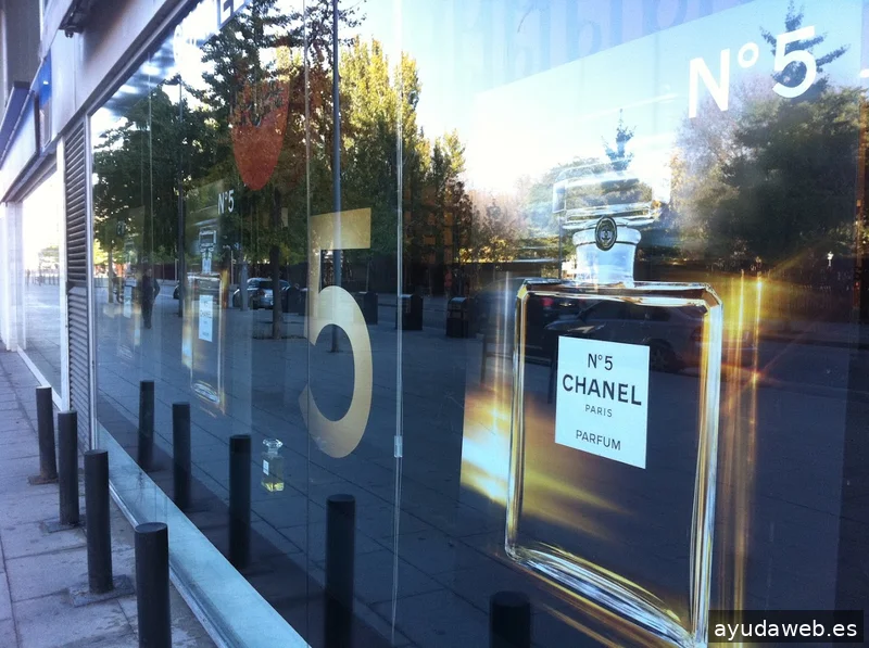 Escaparatista Barcelona Andreu Torras