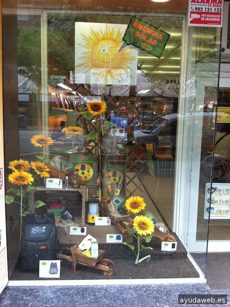 Escaparatista Barcelona Andreu Torras