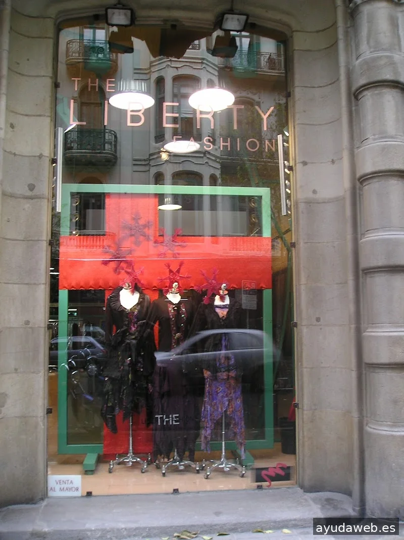 Escaparatista Barcelona Andreu Torras