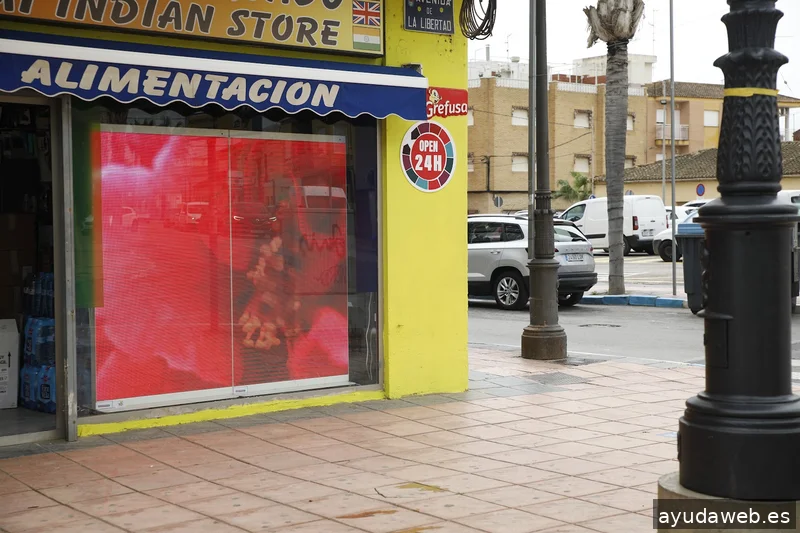 DIEZSEGUNDOS - Pantalla publicidad en Los Alcázares - 10 segundos