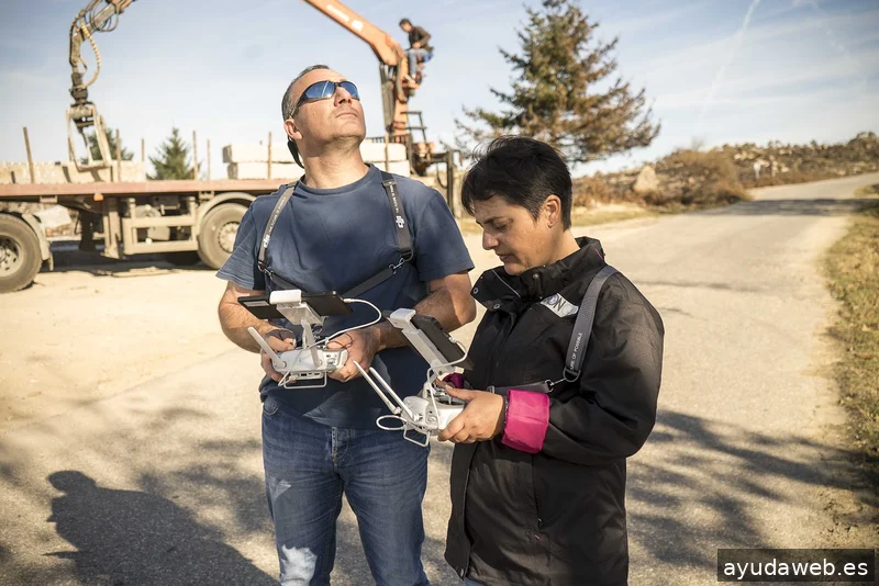 GRUPO DRONGAL / Fotografía y vídeo con drones.
