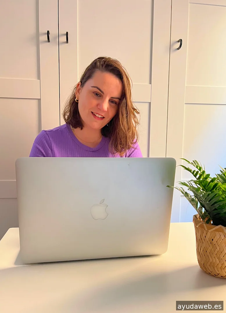 Evaconm - Eva Moreno