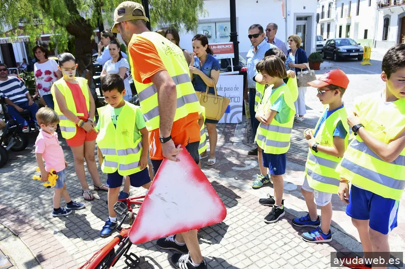Ecotáctil - Festivales / Agencia Azafatas / Bici Mupis / Audiovisuales